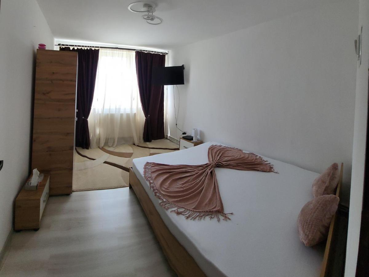 Apartament In Regim Hotelier Ντέβα Εξωτερικό φωτογραφία