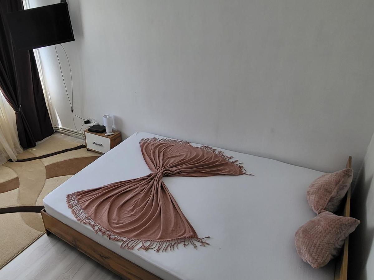 Apartament In Regim Hotelier Ντέβα Εξωτερικό φωτογραφία